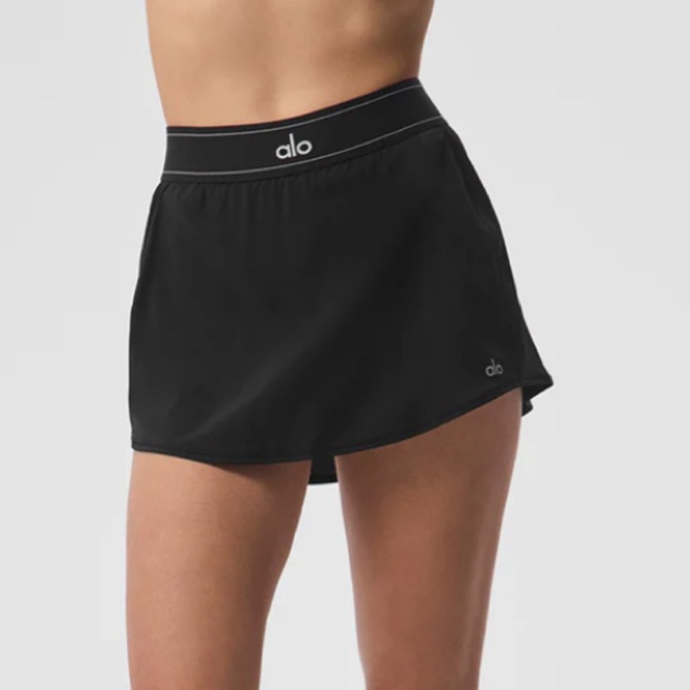 Alo match point tennis skirt size M. Golf skirt. *sold out & backordered on alo